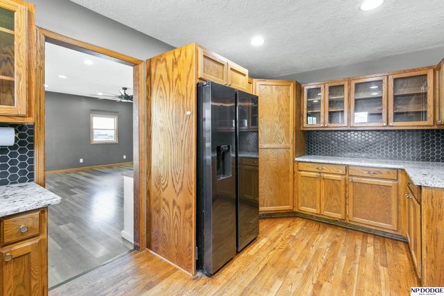 801 S East Street, Valley, NE 68064