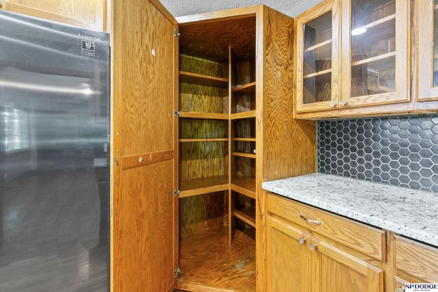801 S East Street, Valley, NE 68064