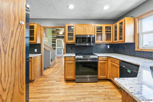 801 S East Street, Valley, NE 68064