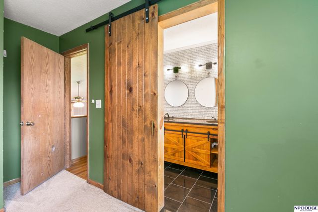 801 S East Street, Valley, NE 68064