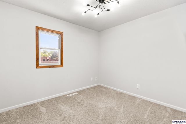 801 S East Street, Valley, NE 68064