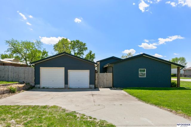 801 S East Street, Valley, NE 68064