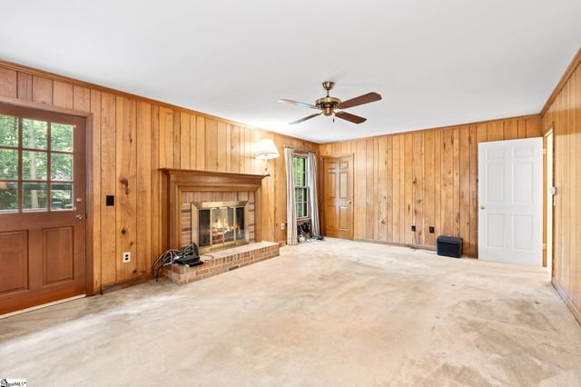 205 Oak Ridge Court, Greer, SC 29650