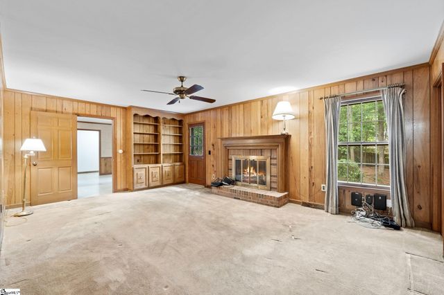 205 Oak Ridge Court, Greer, SC 29650