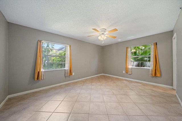 2423 ASPINWALL STREET 2423, Sarasota, FL 34237