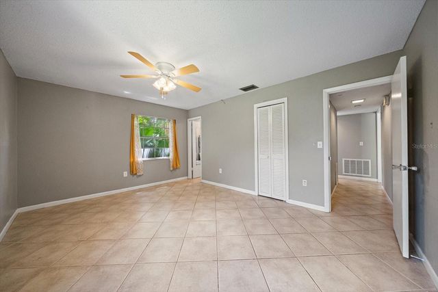 2423 ASPINWALL STREET 2423, Sarasota, FL 34237