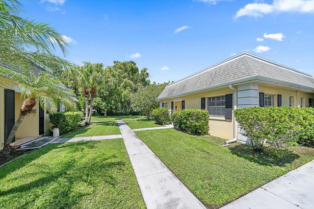 2423 ASPINWALL STREET 2423, Sarasota, FL 34237