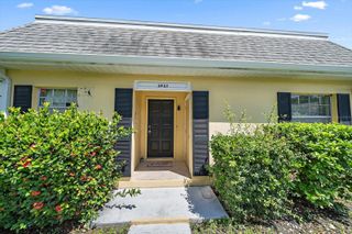 2423 ASPINWALL STREET 2423, Sarasota, FL 34237