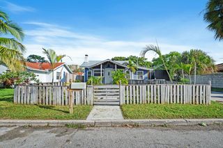 709 Omar Rd, West Palm Beach, FL 33405