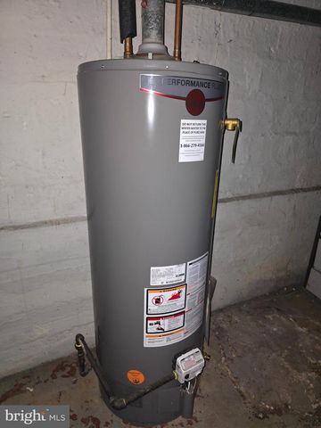 4011 WOODLEA AVE, Baltimore, MD 21206