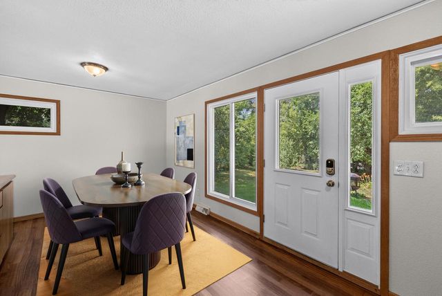 434 Harrison AVENUE, Waukesha, WI 53186