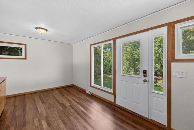 434 Harrison AVENUE, Waukesha, WI 53186