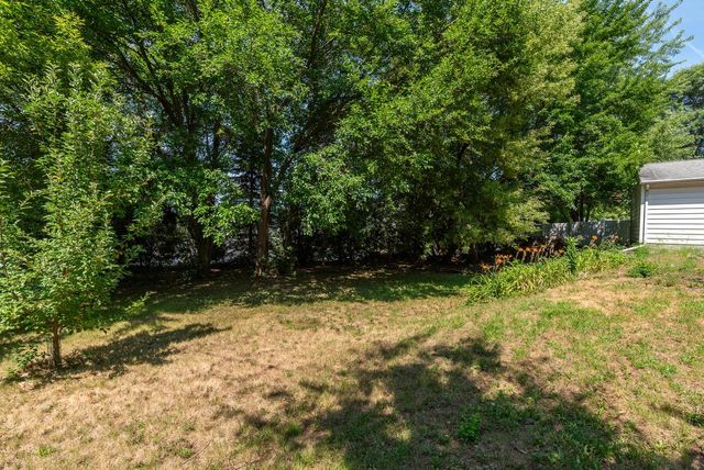434 Harrison AVENUE, Waukesha, WI 53186