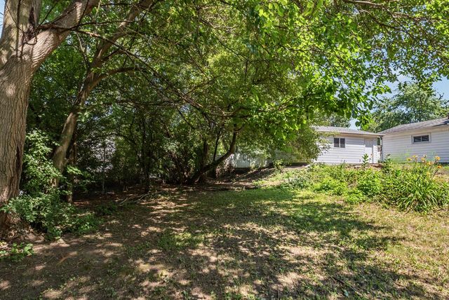 434 Harrison AVENUE, Waukesha, WI 53186