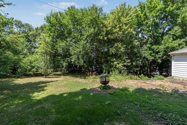 434 Harrison AVENUE, Waukesha, WI 53186