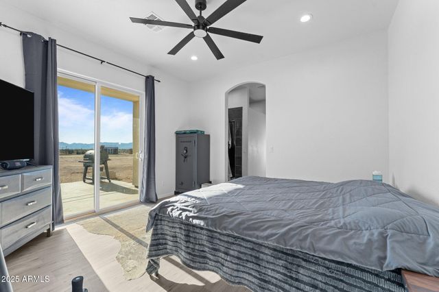 49102 N 530TH Avenue, Aguila, AZ 85320