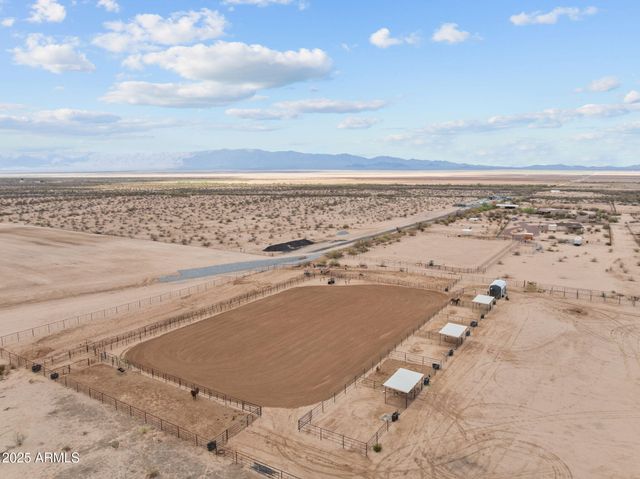 49102 N 530TH Avenue, Aguila, AZ 85320