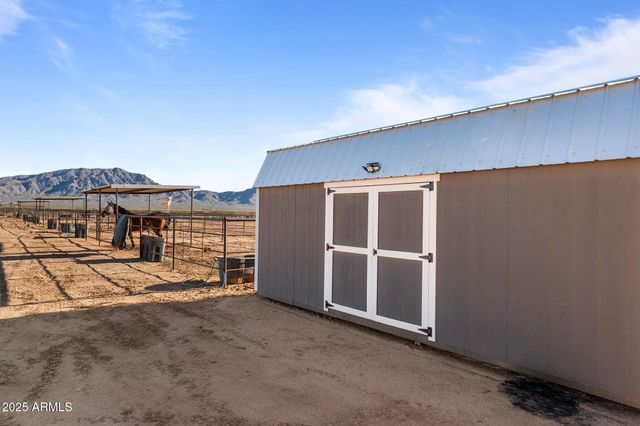 49102 N 530TH Avenue, Aguila, AZ 85320
