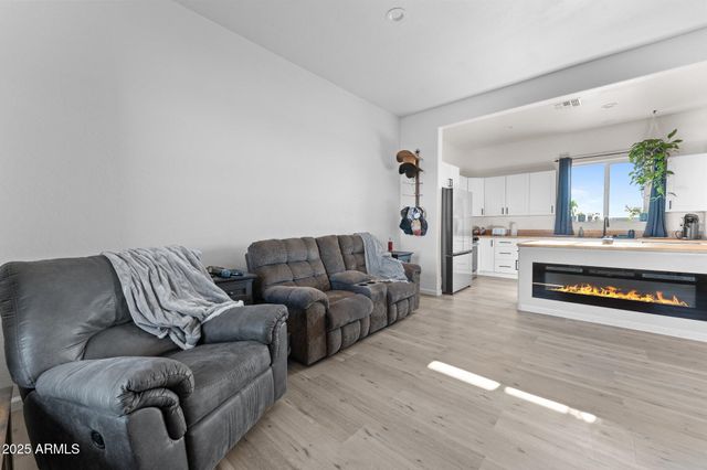 49102 N 530TH Avenue, Aguila, AZ 85320