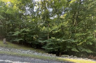 7621 Chipmunk Ln, Nashville, TN 37221