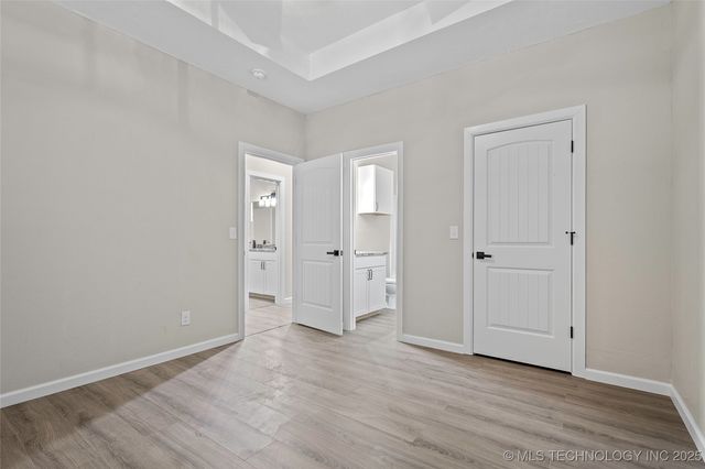 809 H NW, Ardmore, OK 73401