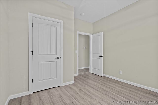 809 H NW, Ardmore, OK 73401