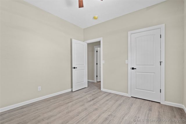 809 H NW, Ardmore, OK 73401