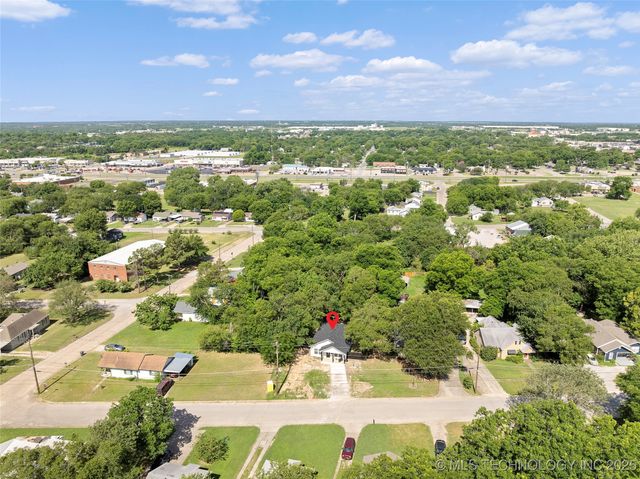 809 H NW, Ardmore, OK 73401