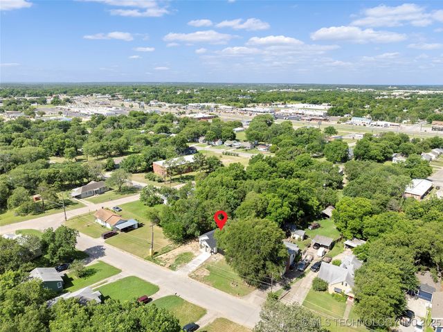 809 H NW, Ardmore, OK 73401