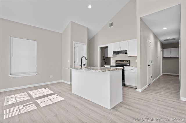 809 H NW, Ardmore, OK 73401