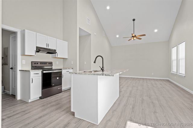 809 H NW, Ardmore, OK 73401