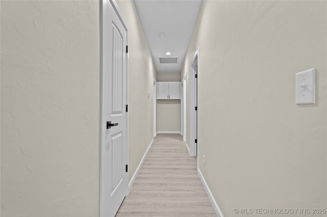 809 H NW, Ardmore, OK 73401