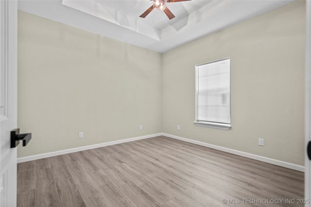 809 H NW, Ardmore, OK 73401