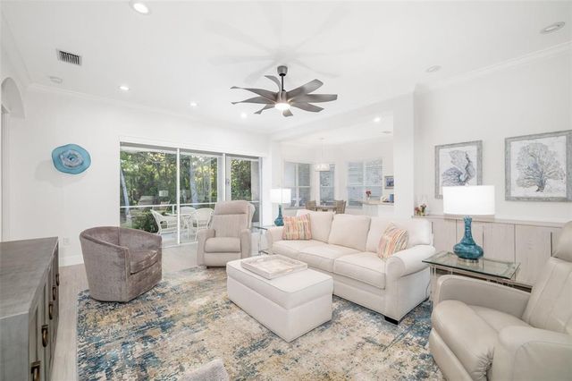 7016 LENNOX PLACE, University Park, FL 34201