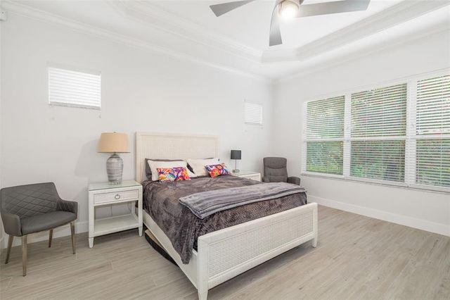 7016 LENNOX PLACE, University Park, FL 34201