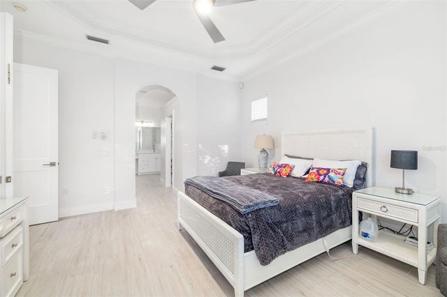 7016 LENNOX PLACE, University Park, FL 34201