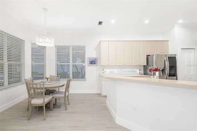 7016 LENNOX PLACE, University Park, FL 34201
