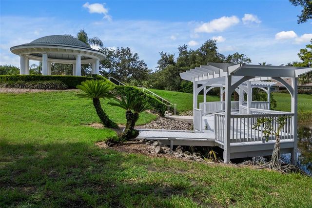 7016 LENNOX PLACE, University Park, FL 34201