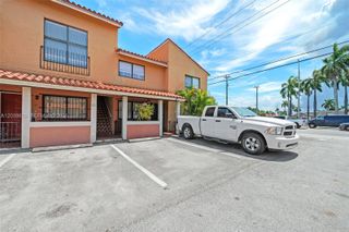 2770 W 60th Pl 202, Hialeah, FL 33016