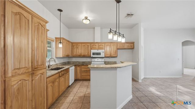 1895 Flaming Oak Drive, New Braunfels, TX 78132