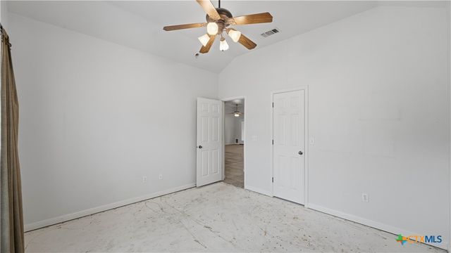 1895 Flaming Oak Drive, New Braunfels, TX 78132