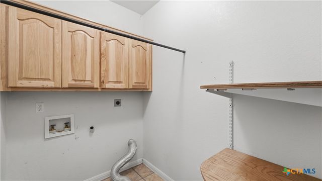 1895 Flaming Oak Drive, New Braunfels, TX 78132