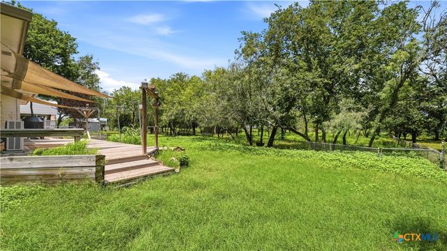 1895 Flaming Oak Drive, New Braunfels, TX 78132