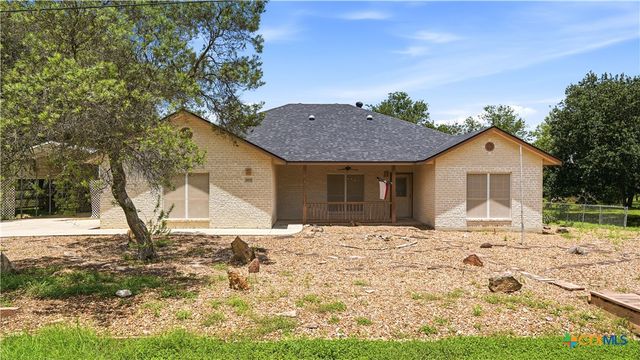 1895 Flaming Oak Drive, New Braunfels, TX 78132