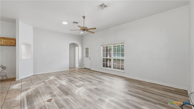 1895 Flaming Oak Drive, New Braunfels, TX 78132