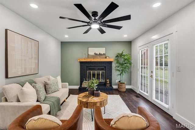 1413 Lantz Court, Edwardsville, IL 62025