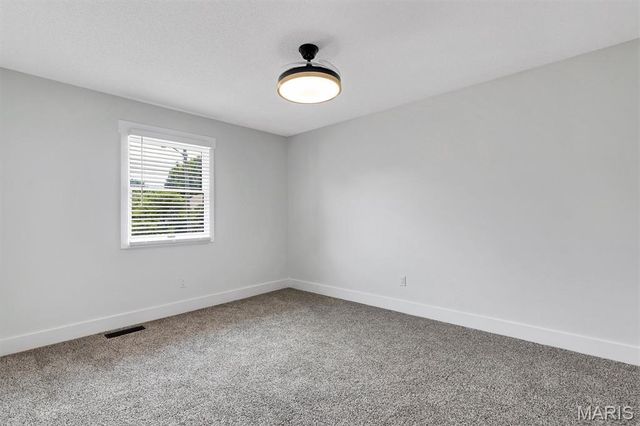 1413 Lantz Court, Edwardsville, IL 62025