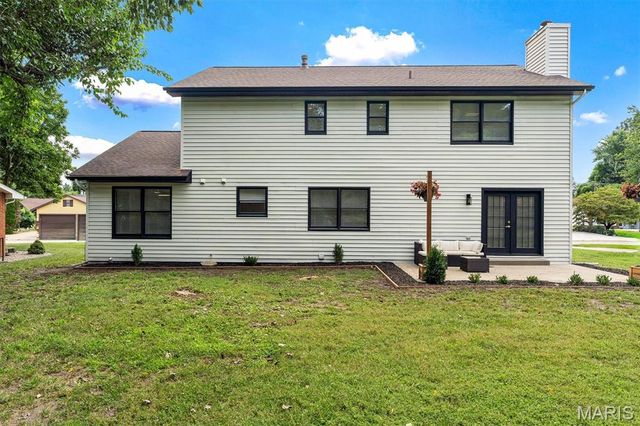 1413 Lantz Court, Edwardsville, IL 62025