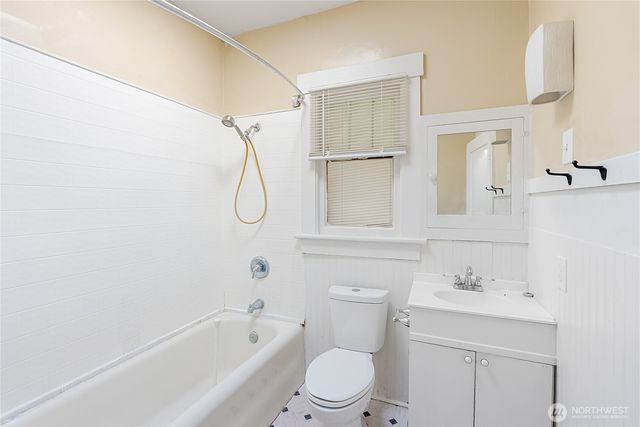 399 E Smith Road, Bellingham, WA 98226