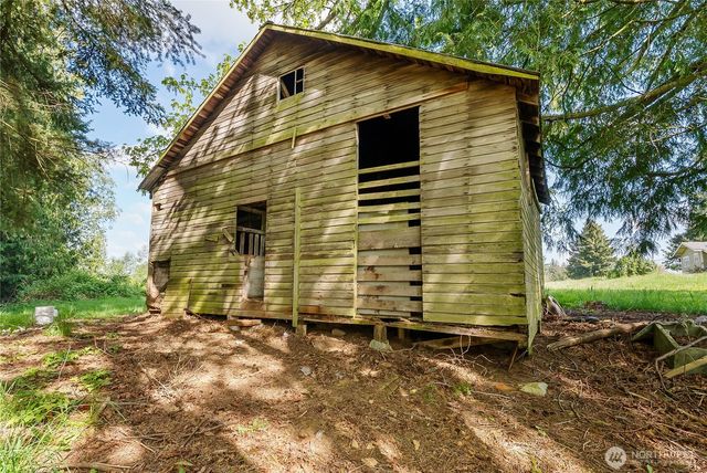 399 E Smith Road, Bellingham, WA 98226